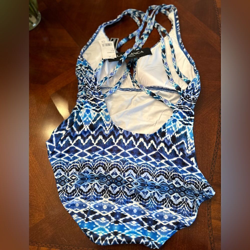 La Blanca Women’s cross back one piece swimsuit size 14 and 16 NWT - Picture 7 of 12
